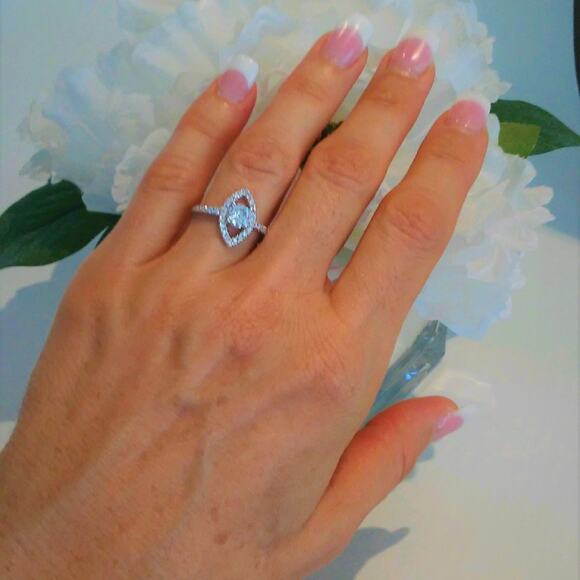 Solitaire Ring Sz 8 Cocktail Silver 925 Simulated REALISTIC DIAMOND Contemporary - Picture 8 of 10